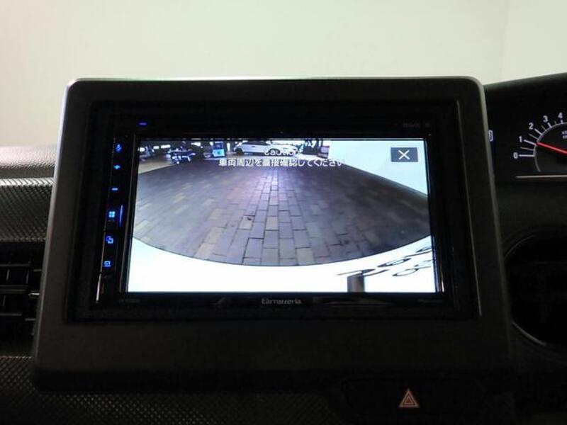 N BOX