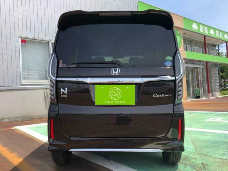 N BOX CUSTOM