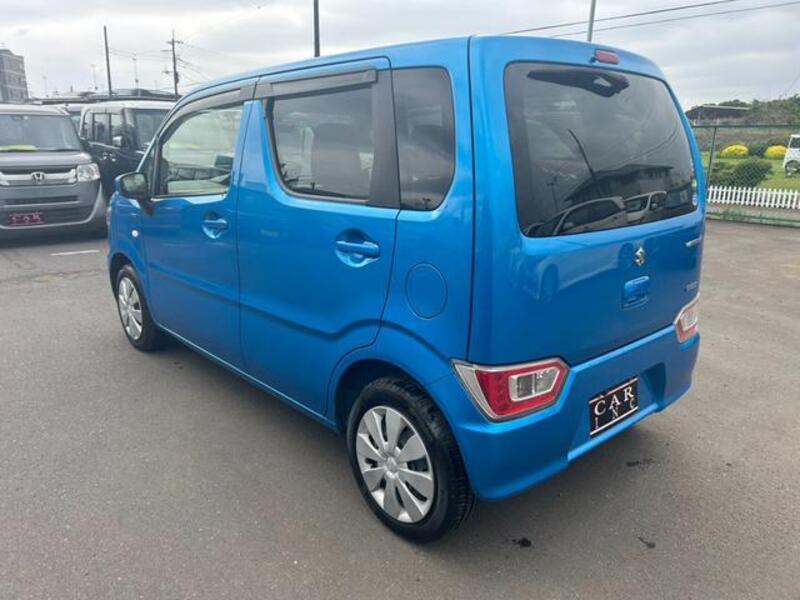 WAGON R