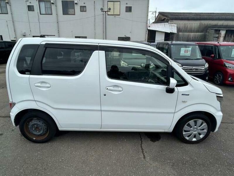 WAGON R