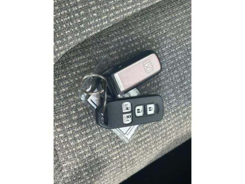 N BOX