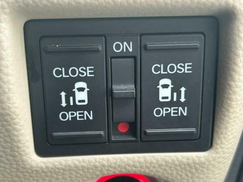 N BOX