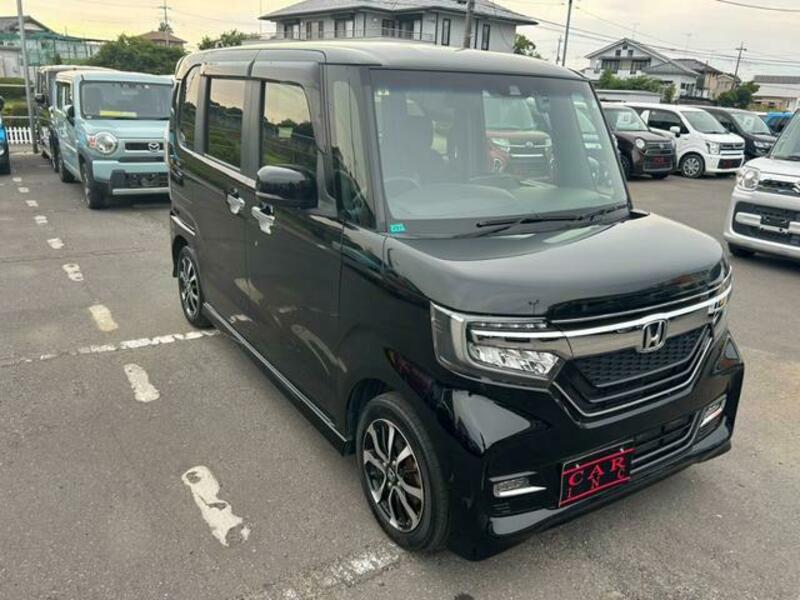 N BOX CUSTOM