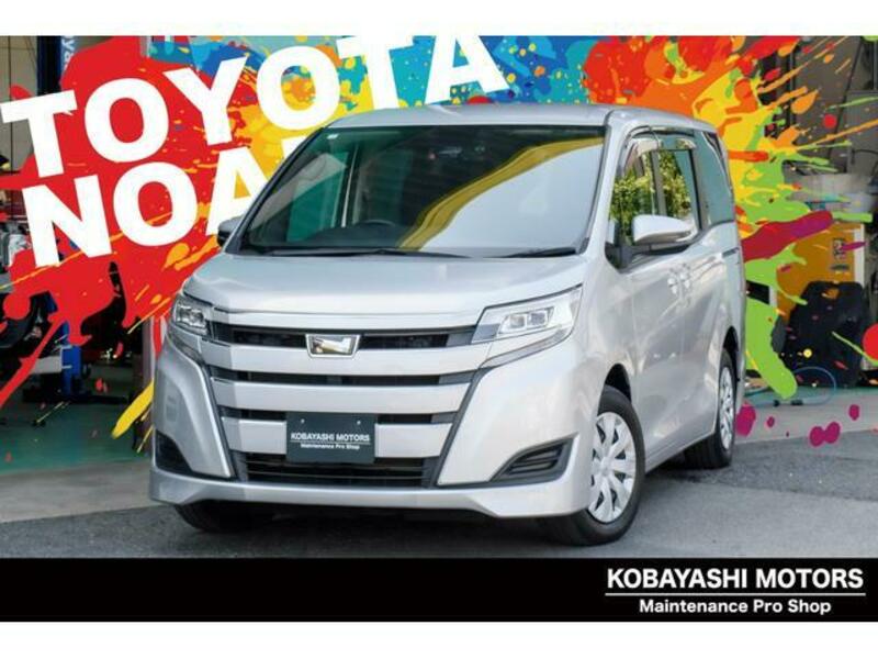 TOYOTA NOAH