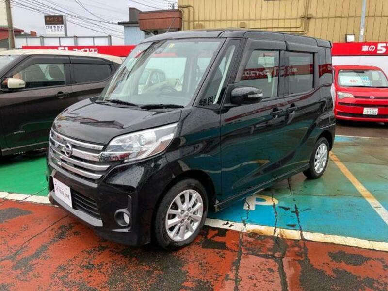 NISSAN DAYZ ROOX