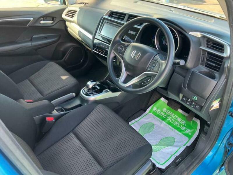 FIT HYBRID