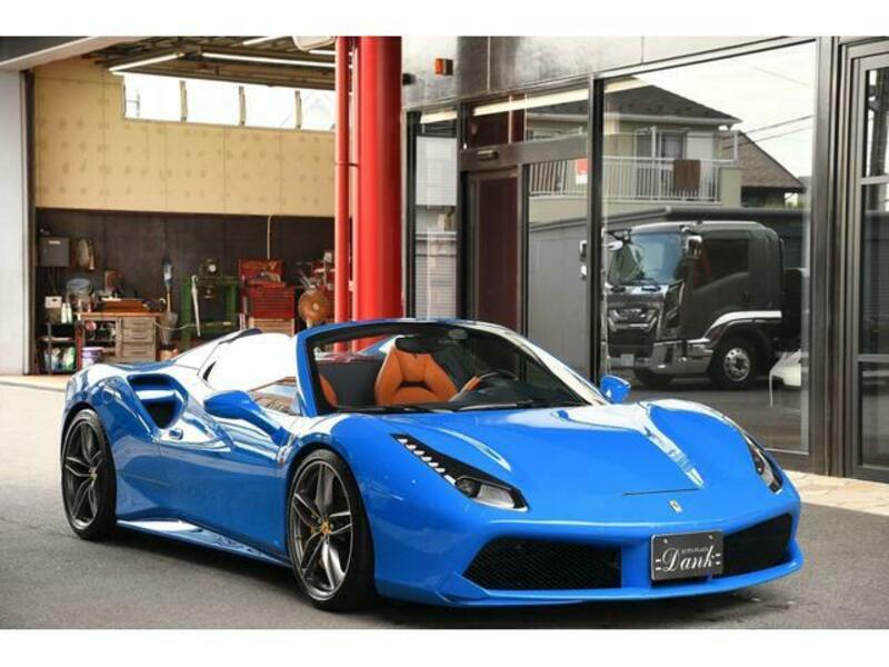 FERRARI 488 SPIDER