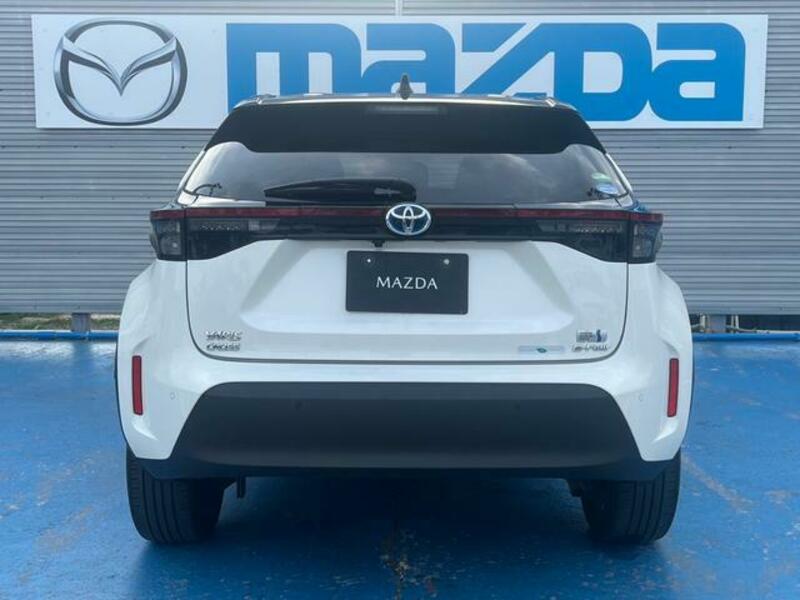 YARIS CROSS