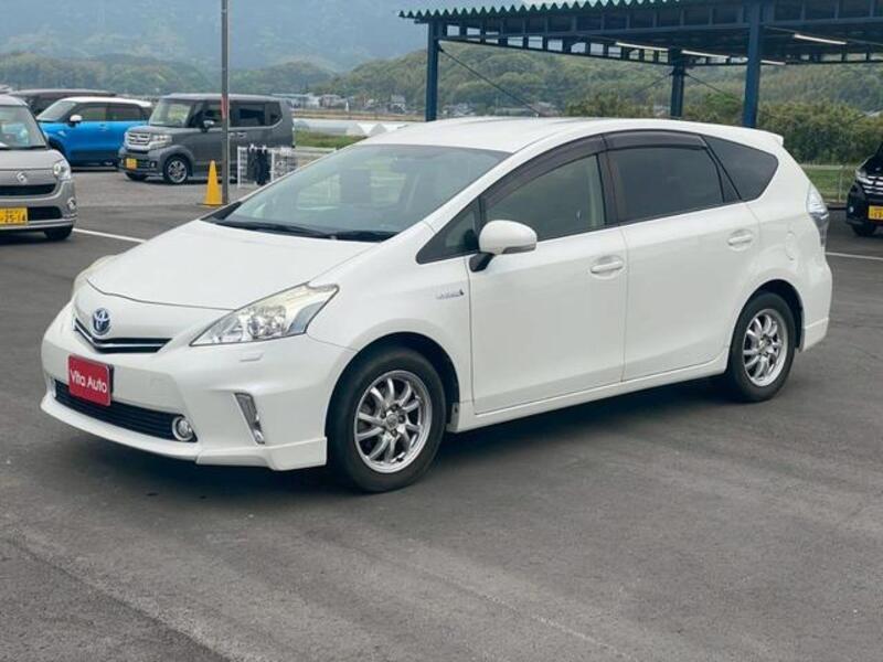 PRIUS ALPHA