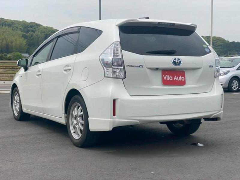 PRIUS ALPHA