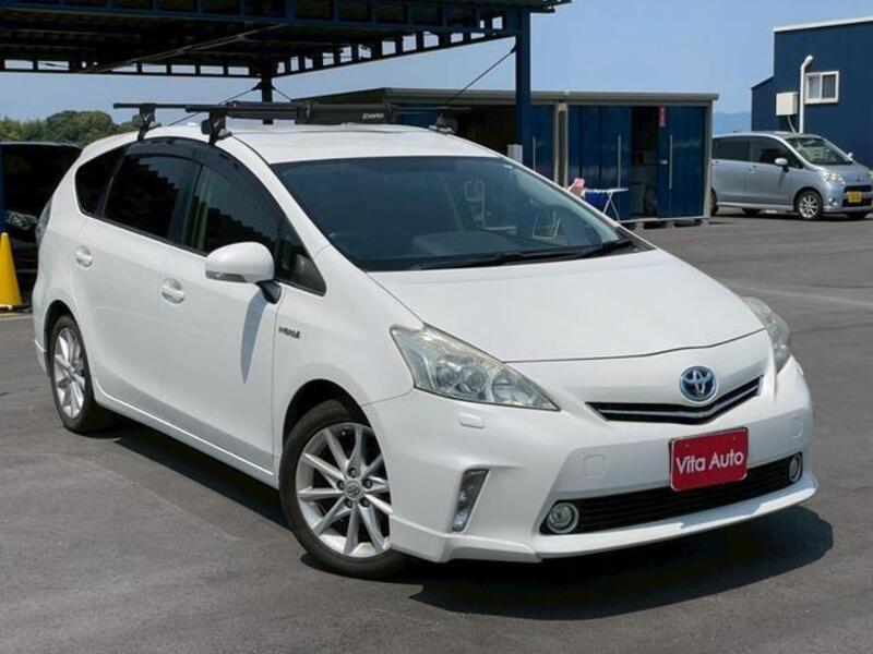 PRIUS ALPHA
