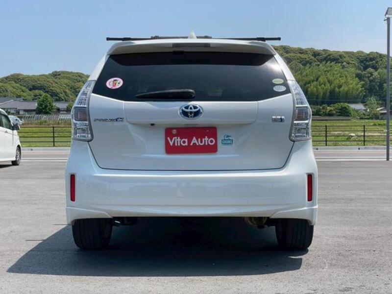 PRIUS ALPHA