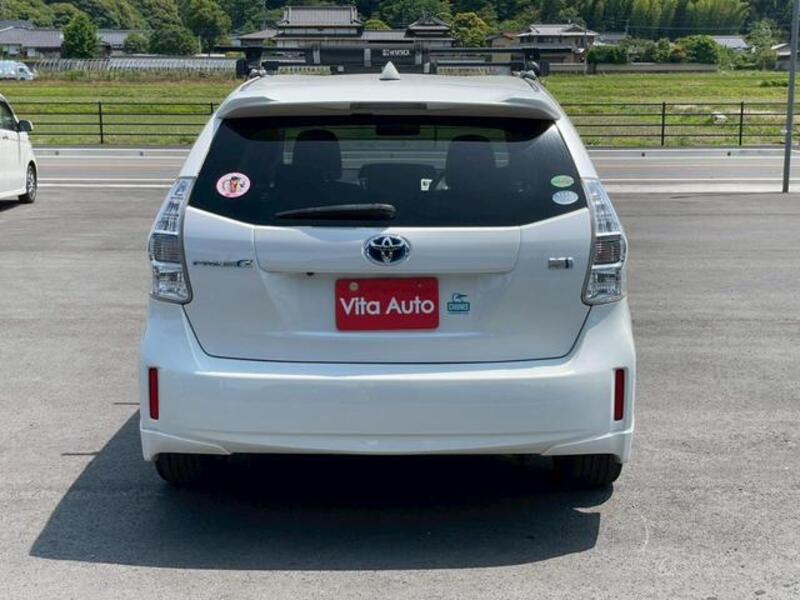 PRIUS ALPHA