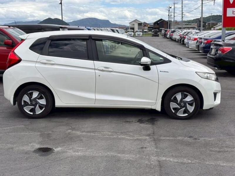 FIT HYBRID