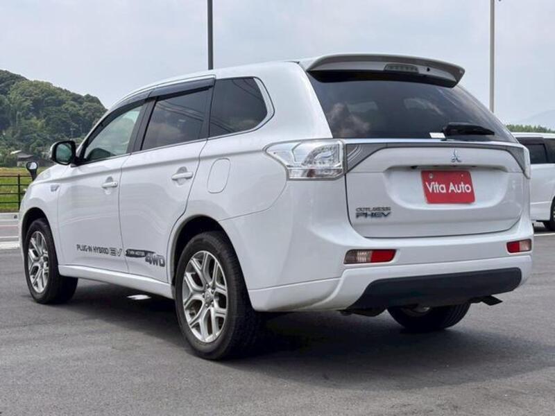 OUTLANDER PHEV