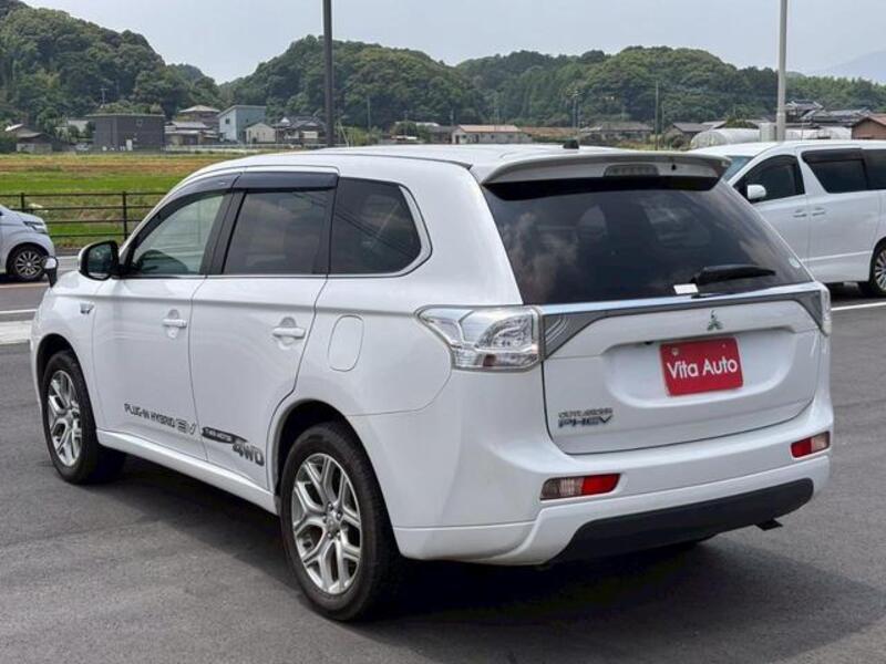 OUTLANDER PHEV
