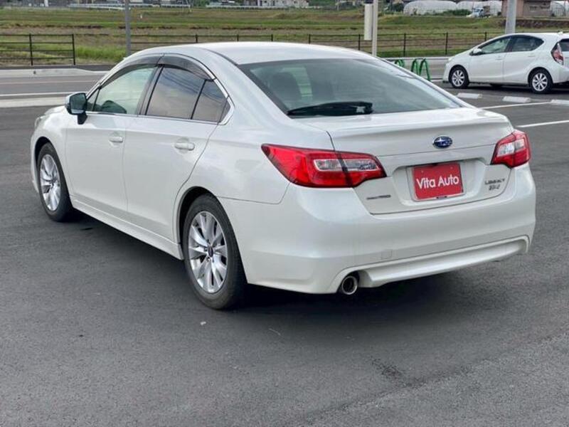 LEGACY B4