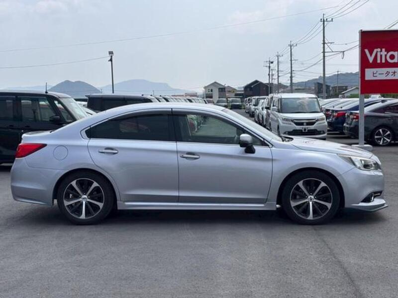 LEGACY B4