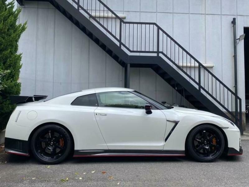 GT-R