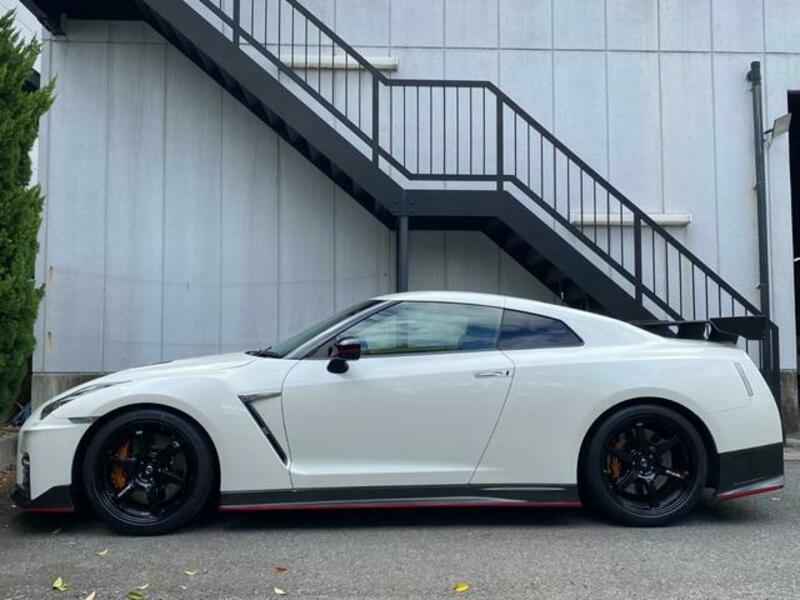 GT-R