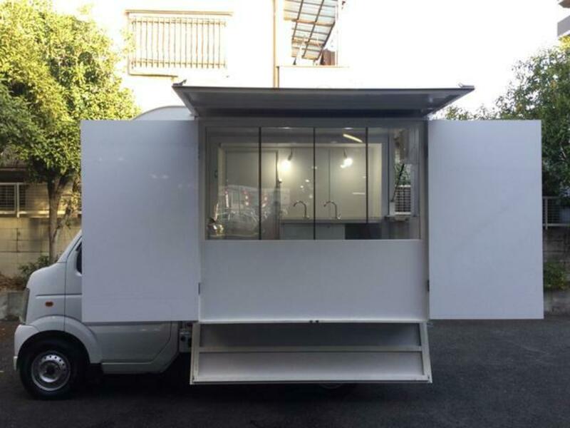 CARRY TRUCK