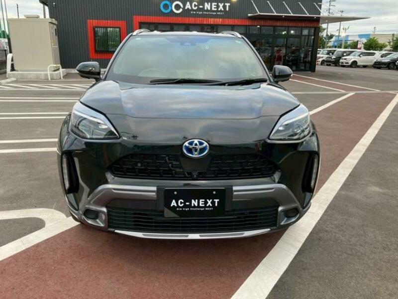 YARIS CROSS