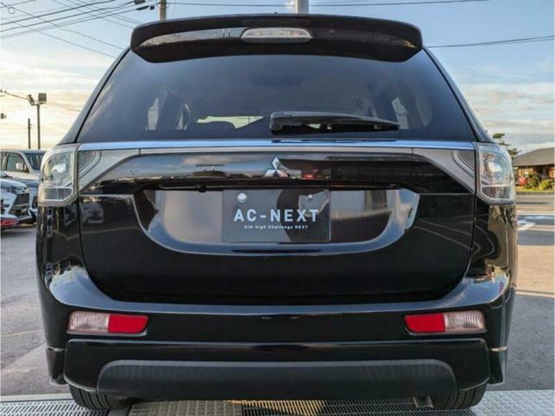 OUTLANDER PHEV
