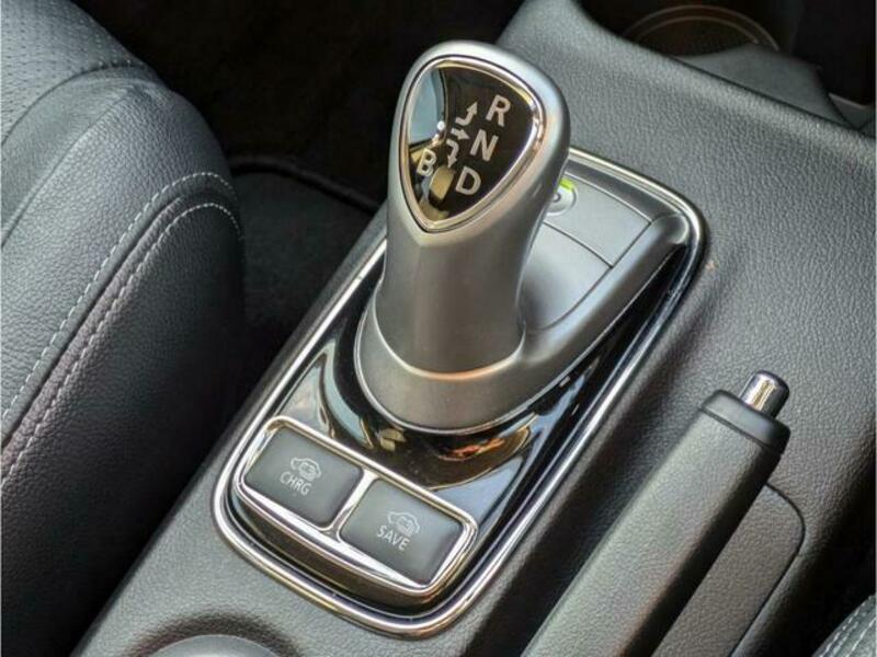 OUTLANDER PHEV