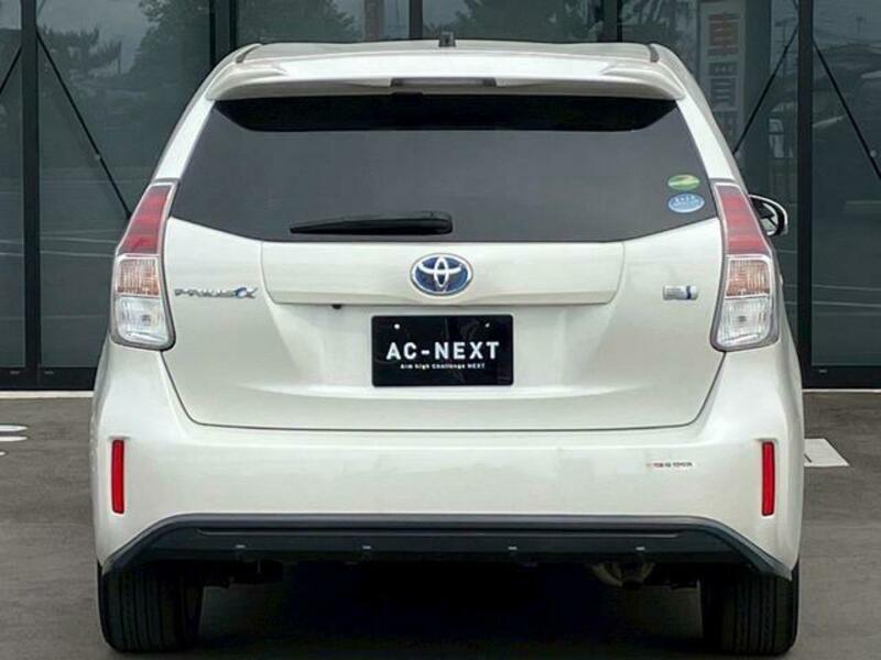 PRIUS ALPHA