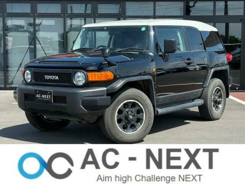 TOYOTA FJ CRUISER