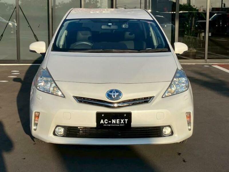 PRIUS ALPHA