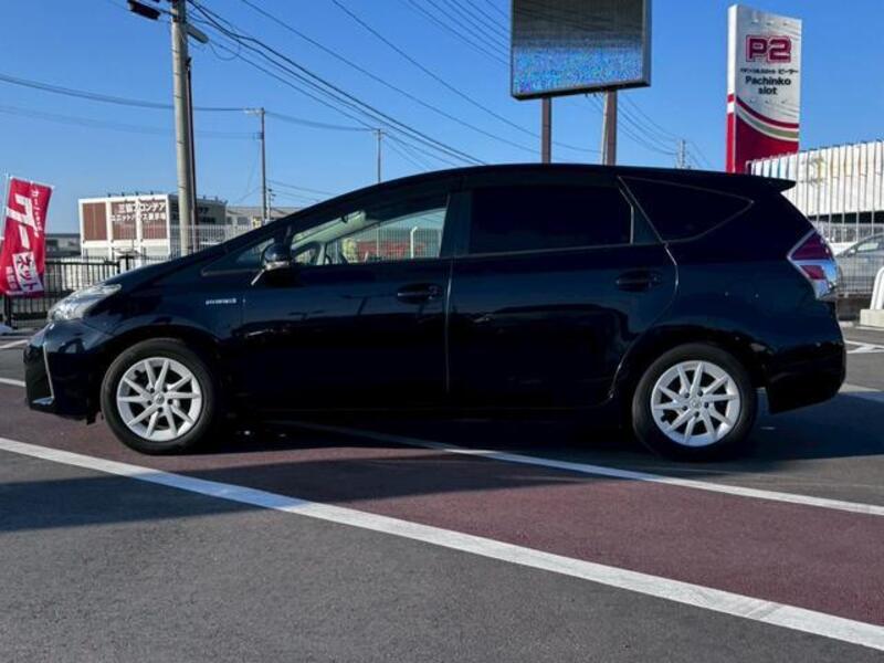 PRIUS ALPHA