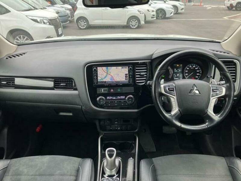 OUTLANDER PHEV