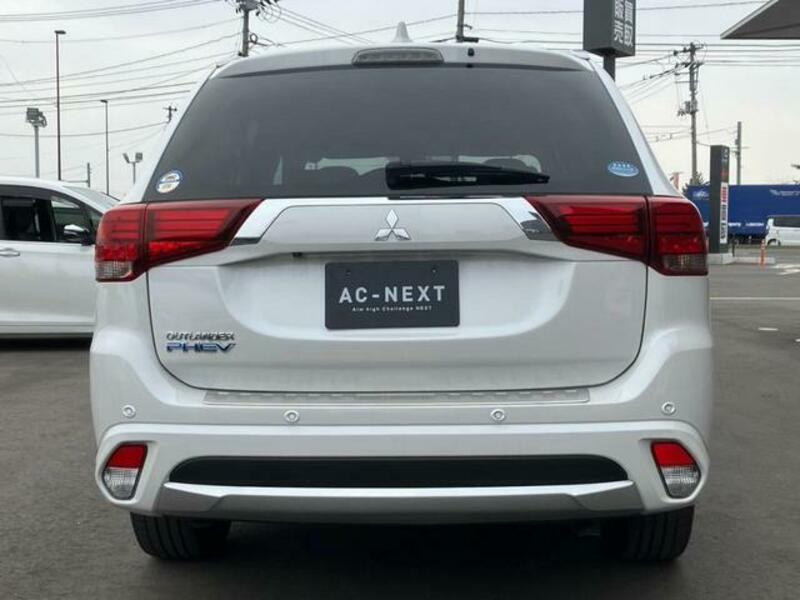 OUTLANDER PHEV