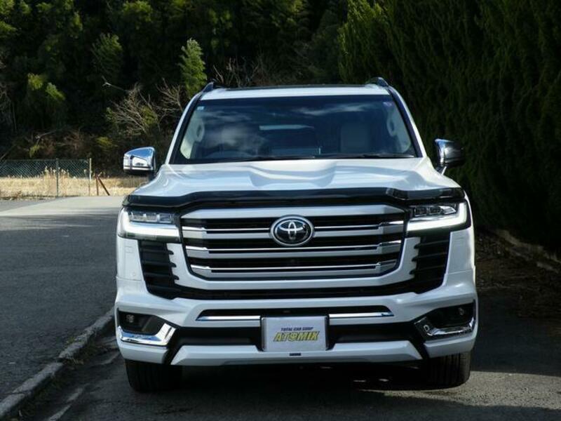 LAND CRUISER