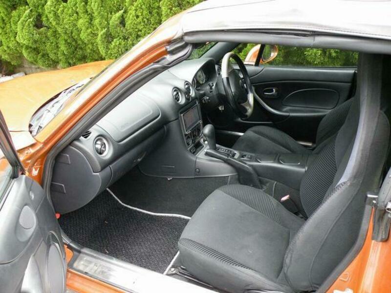 ROADSTER