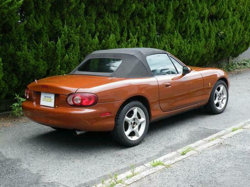 ROADSTER