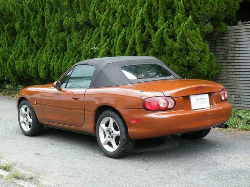 ROADSTER