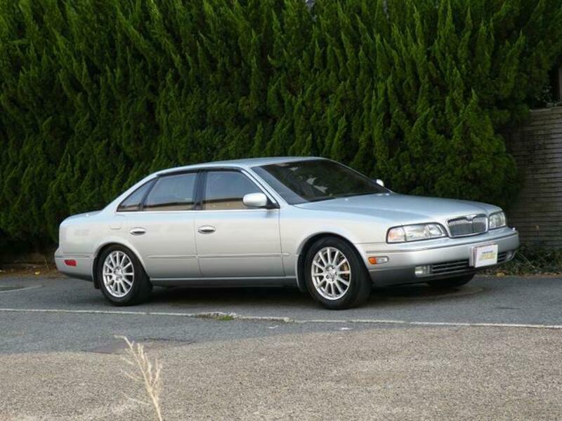 INFINITI Q45