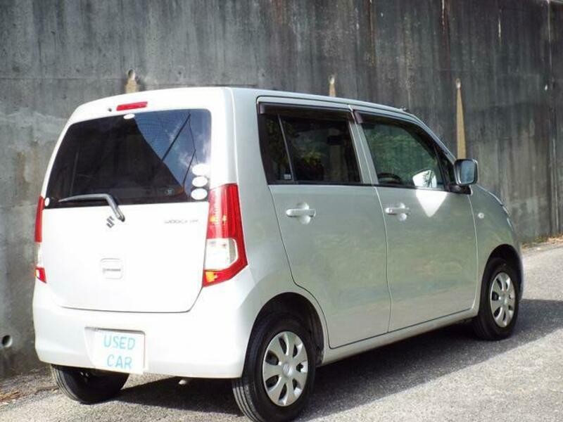 WAGON R