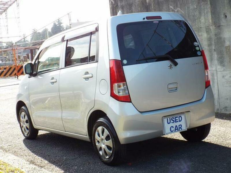 WAGON R