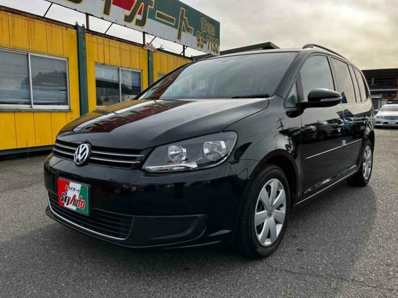 VOLKSWAGEN GOLF TOURAN