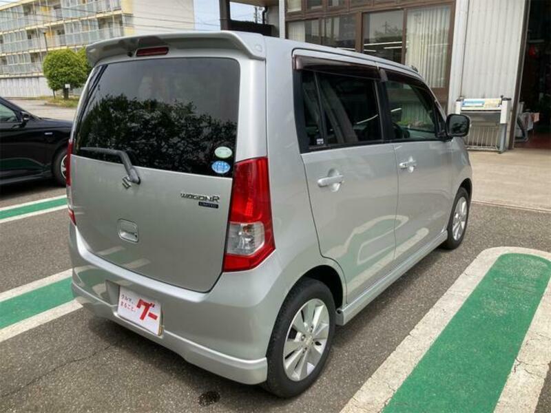 WAGON R