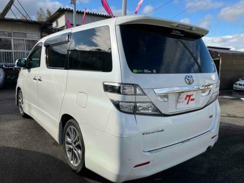 VELLFIRE