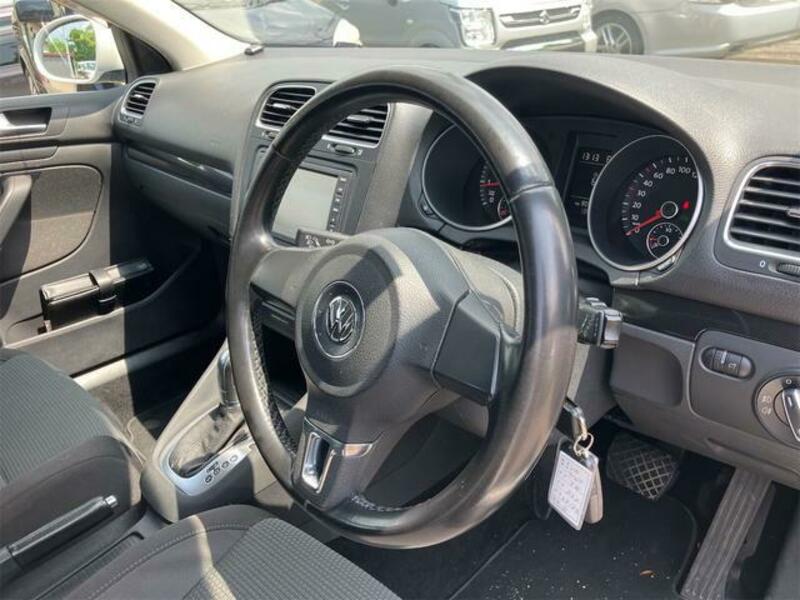 GOLF VARIANT