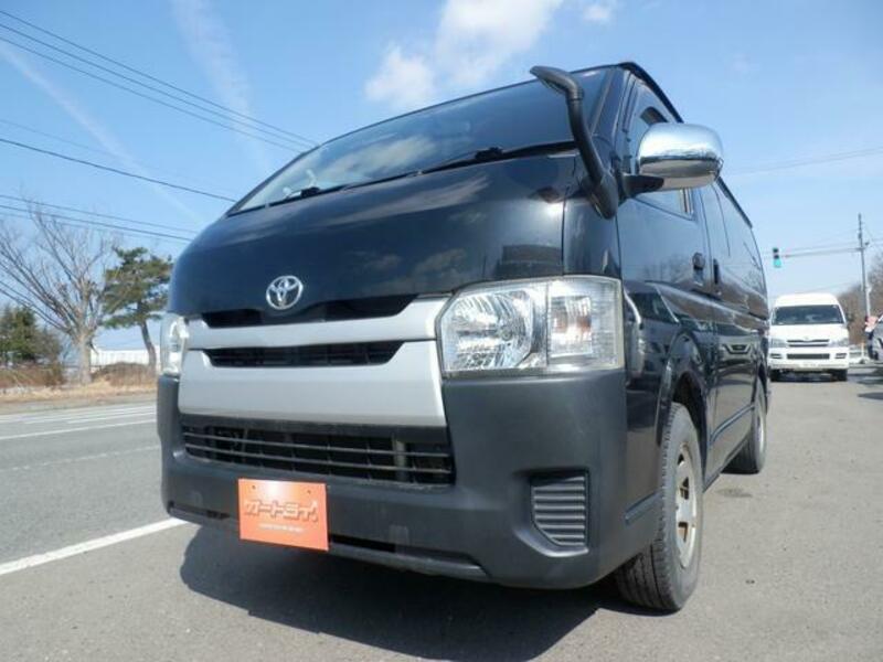 HIACE VAN