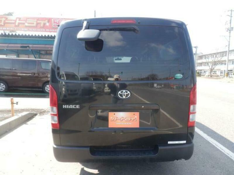 HIACE VAN