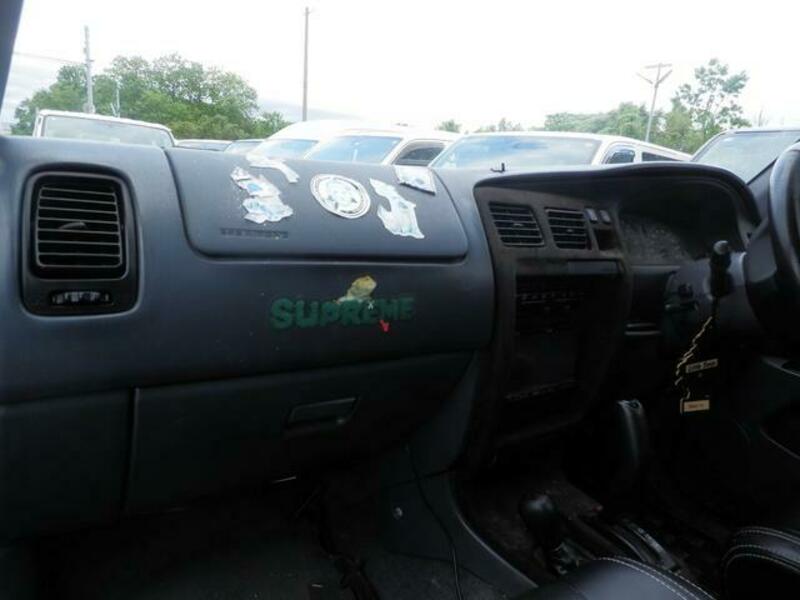HILUX SURF