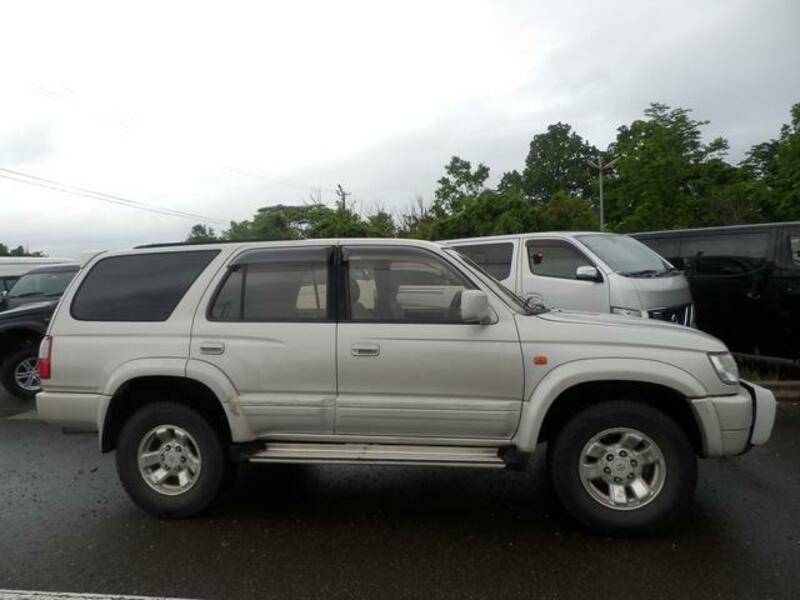 HILUX SURF