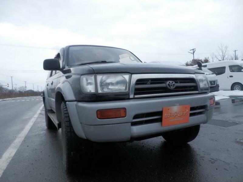 TOYOTA HILUX SURF